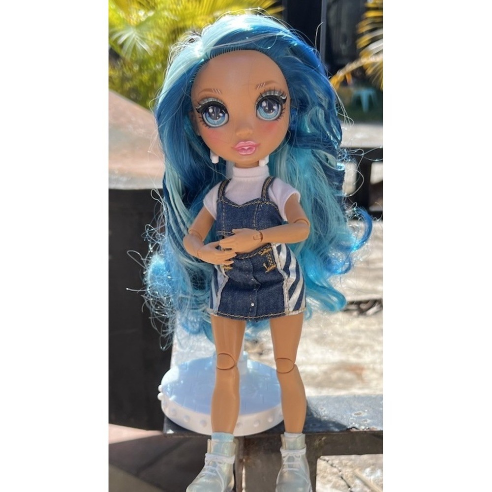 #224 -7)MGA Rainbow High Skyler Bradshaw Fashion Doll - Blue
